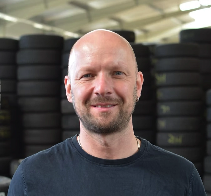 Michael Büchler - Inhaber Frerichs Reifenzentrum Sandkrug / Hatten